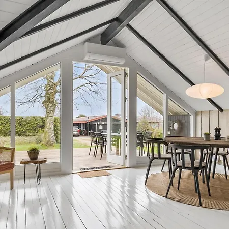 Cozy In With Wifi Holiday home